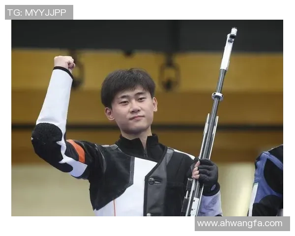 射击世锦赛：刘宇坤获男人50米步枪三姿冠军